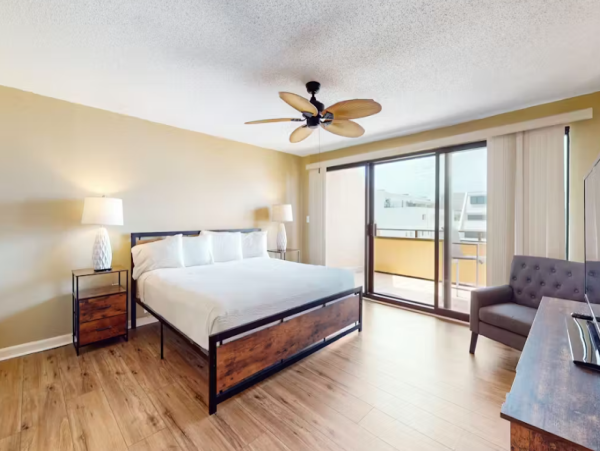 Updated Beachfront Suite Retreat with Pool & Tennis - Perfect Family Getaway